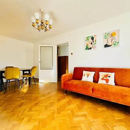 Retro Grzybowska Apartment